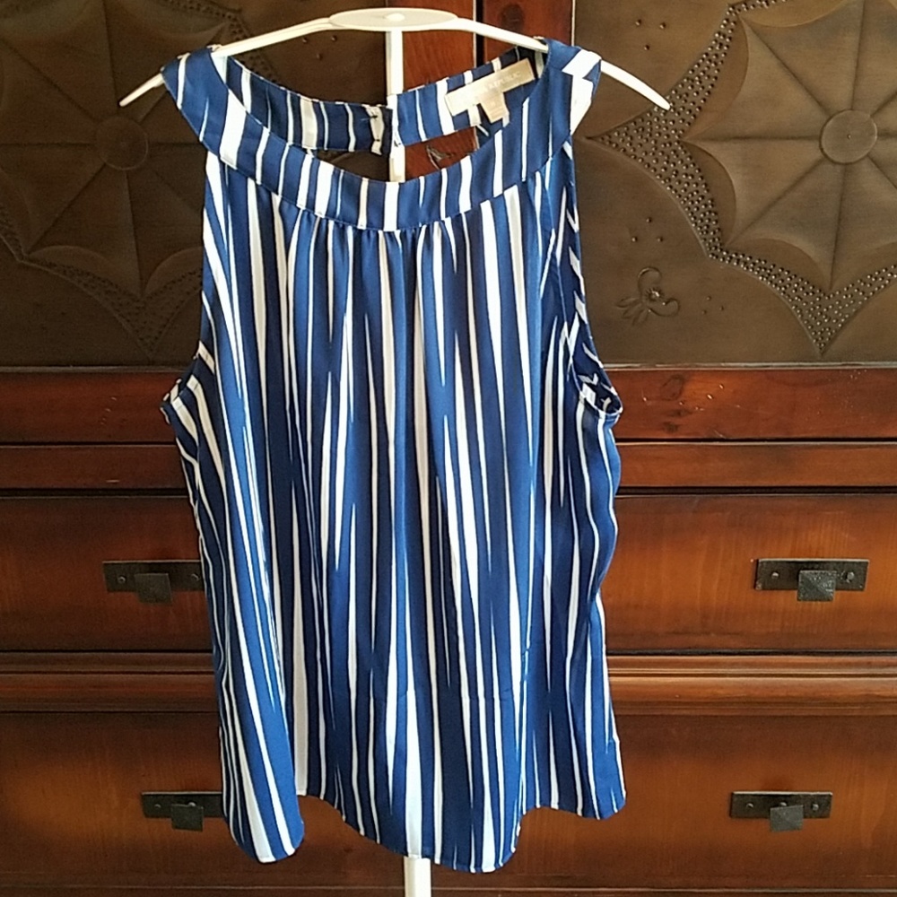 Banana Republic tank- warm vacay ready
